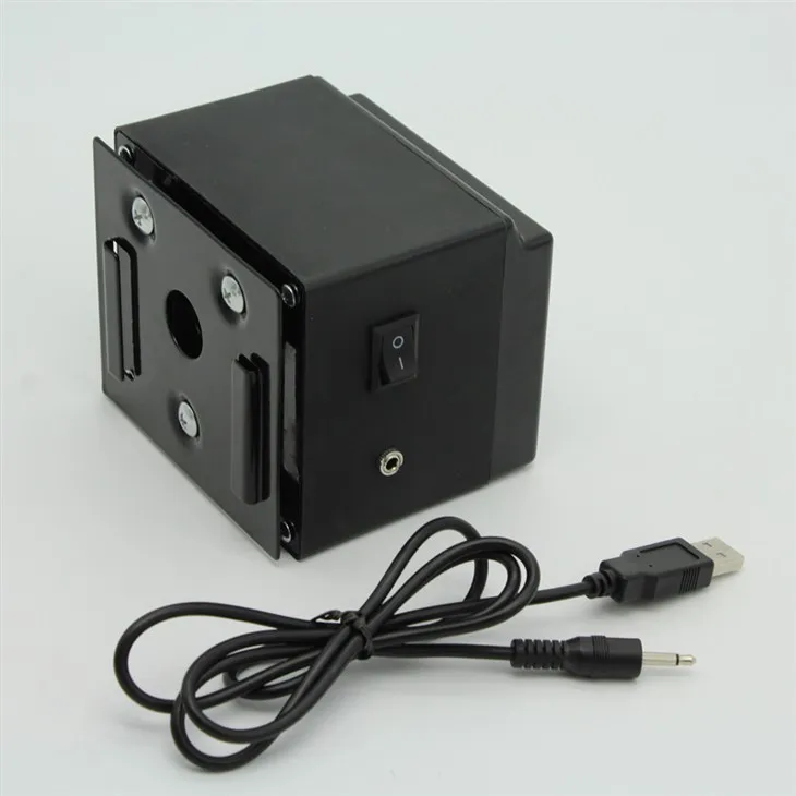 100% гарантирано качество Двигатели за барбекю Rotisserie Тежкотоварен двигател за свине Rotisserie с 5V USB линия Търговски двигател за шиш за свине FD605A